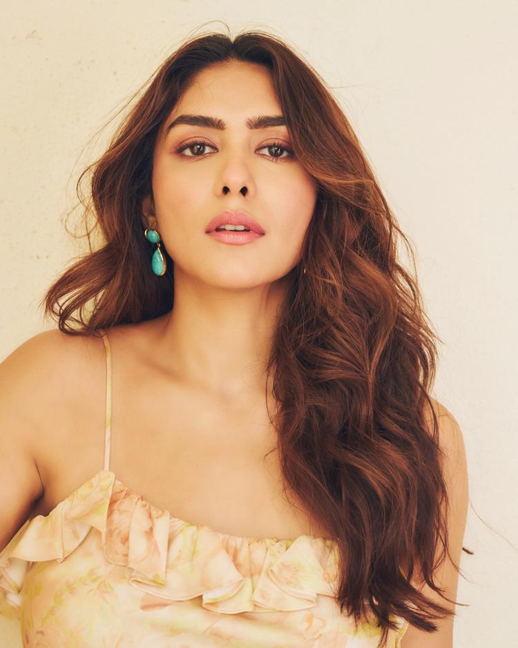 Mrunal Thakur