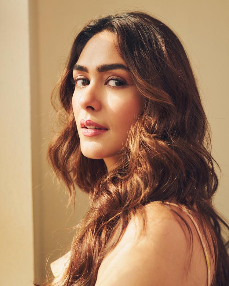 Mrunal Thakur