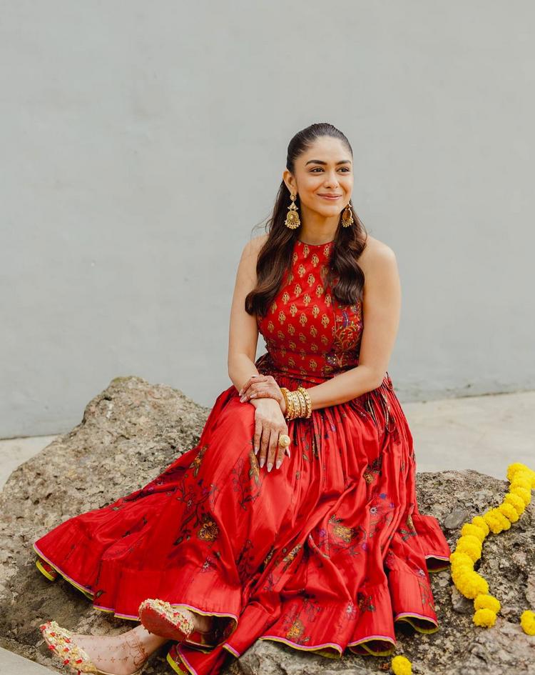 Mrunal Thakur