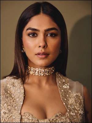 Mrunal Thakur