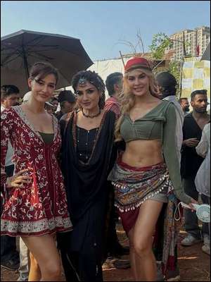 On Location Stills: Welcome To The Jungle (Disha Patani, Jacqueline Fernandez)