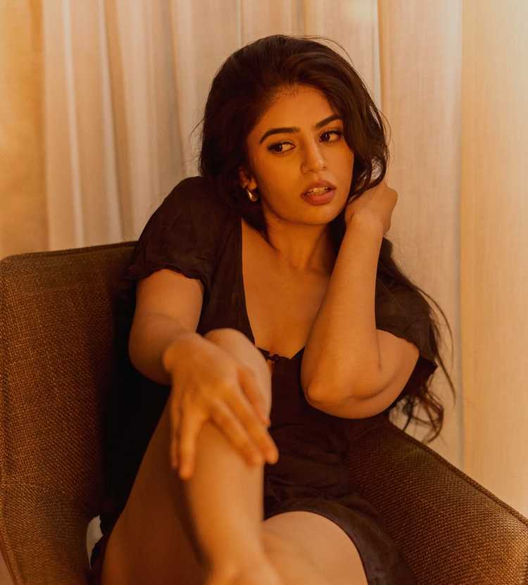 Astonishing Bandhavi Sridhar