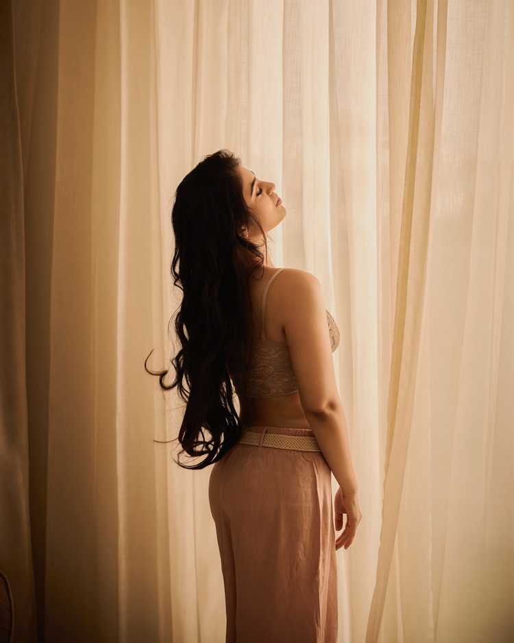 Astonishing Bandhavi Sridhar