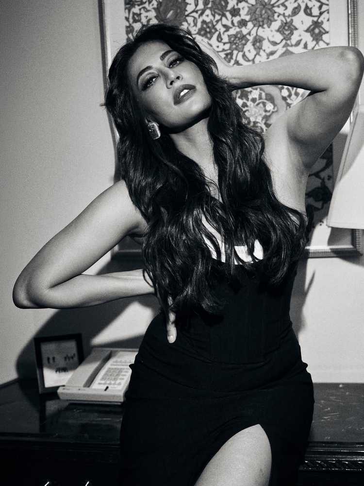 Glamorous Chitrangda Singh