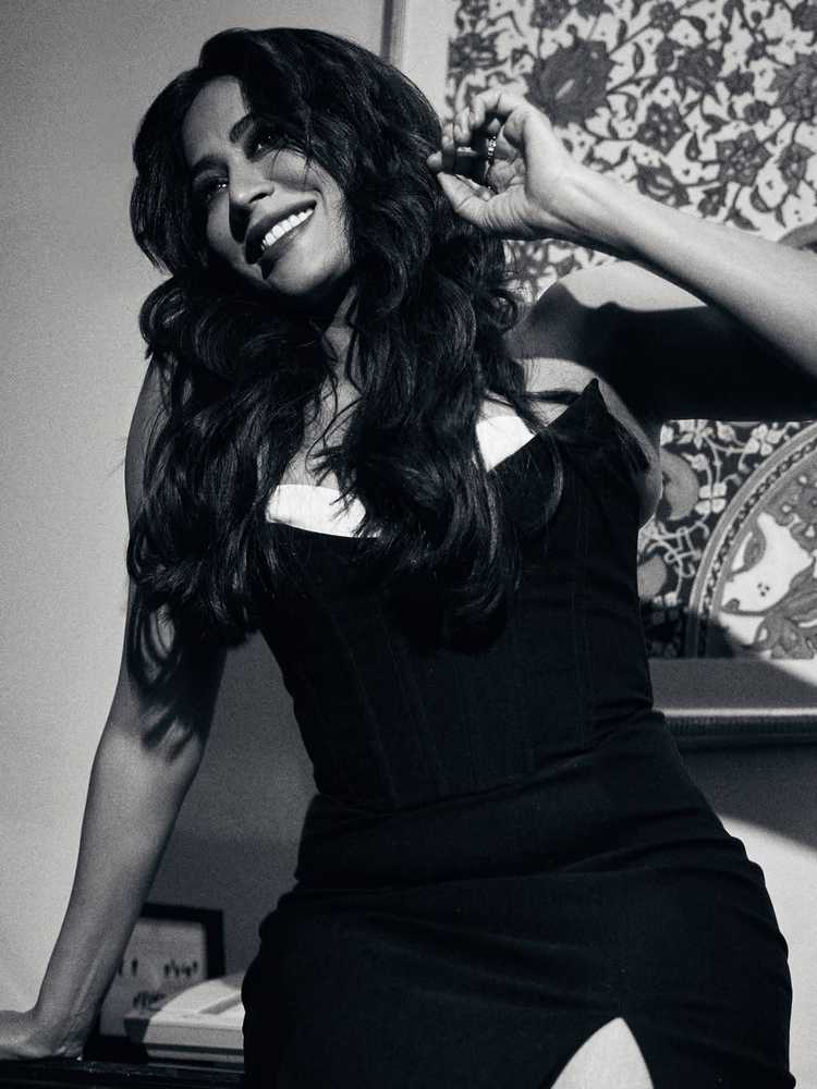 Glamorous Chitrangda Singh